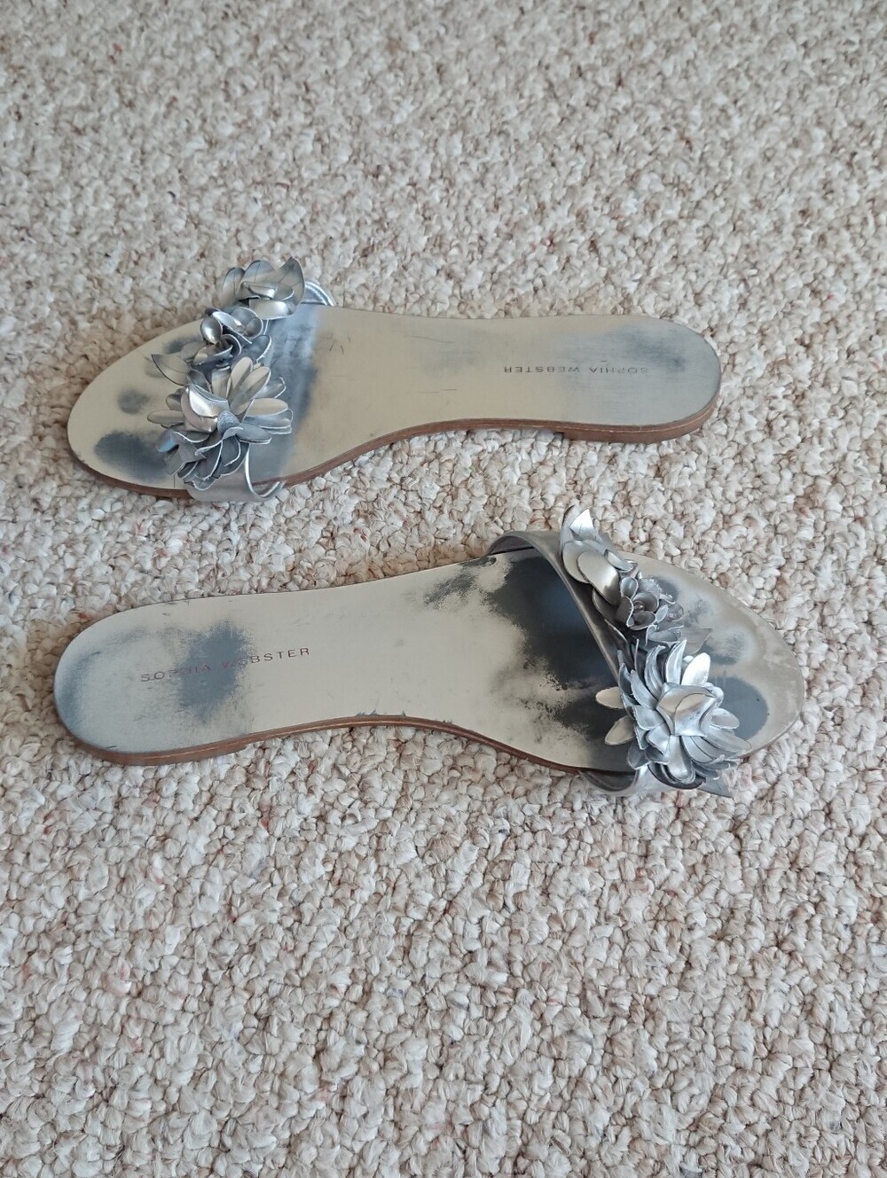 Sophia Webster Lilico floral-appliqué sandals in silver leather size 9